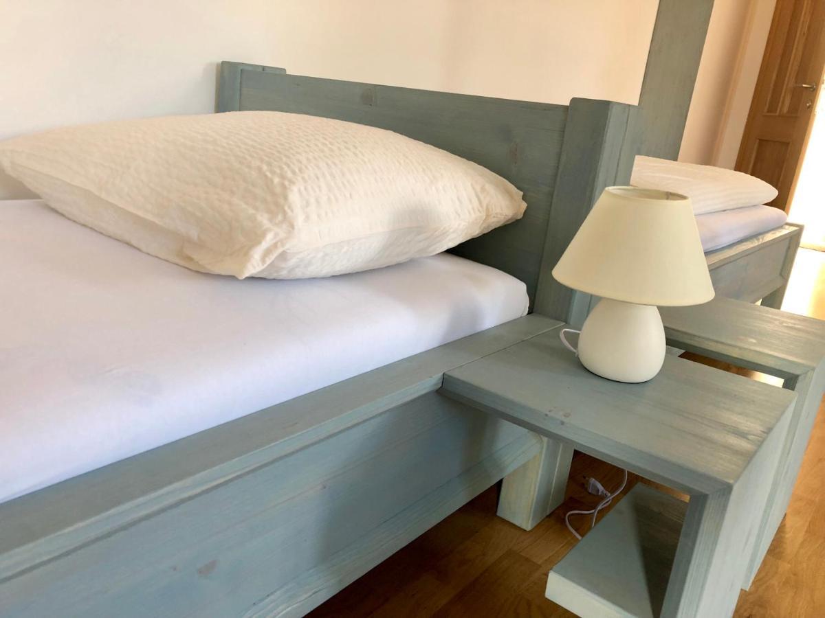 Sobe Brezje Bed and Breakfast Værelse billede